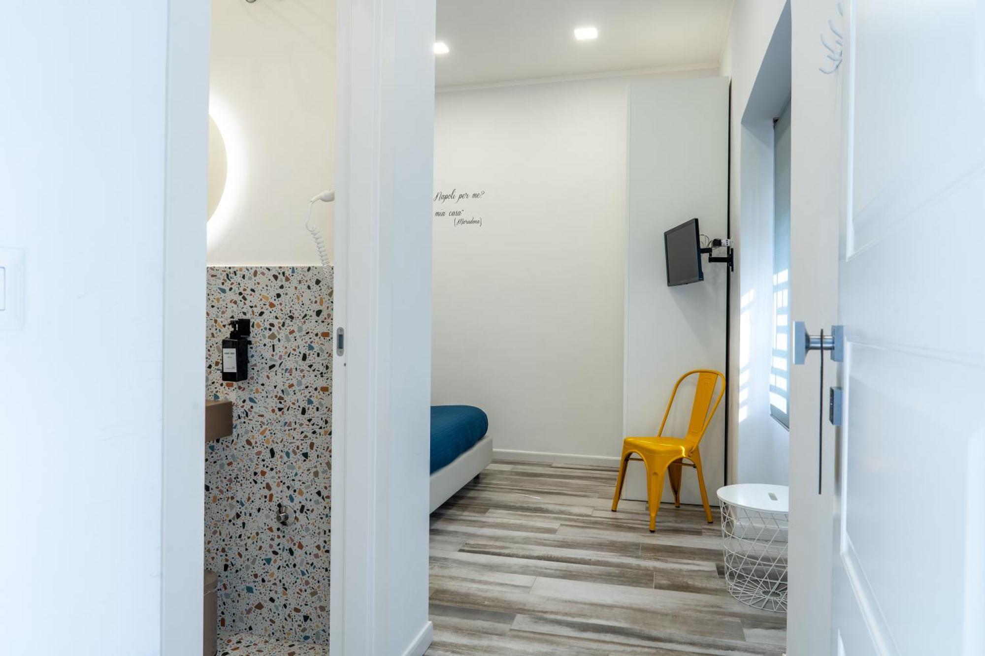 לינה וארוחת בוקר נאפולי Fara'S House חדר תמונה